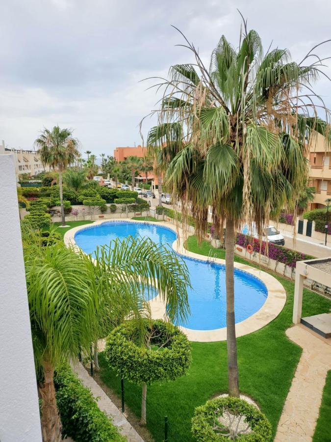 ¡Apartamento En Primera Linea Con Terraza Y Cerca De La Piscina Comunitaria! Vera Esterno foto